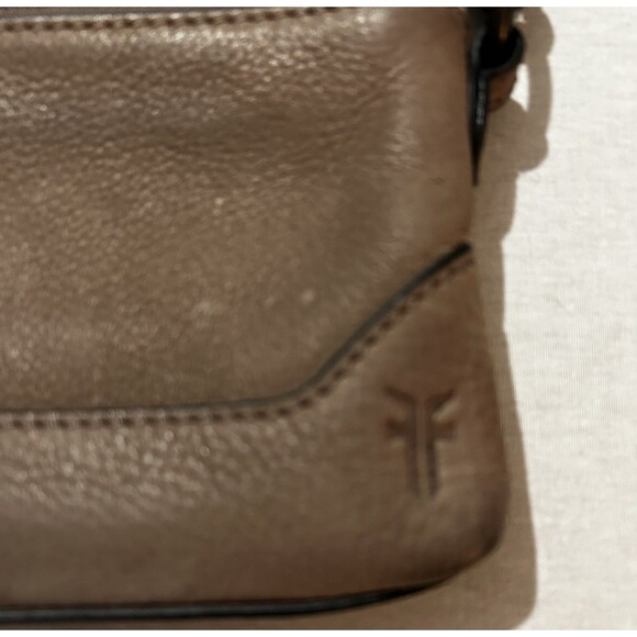 Frye Melissa leather crossbody /wristlet in taupe - Picture 3 of 5